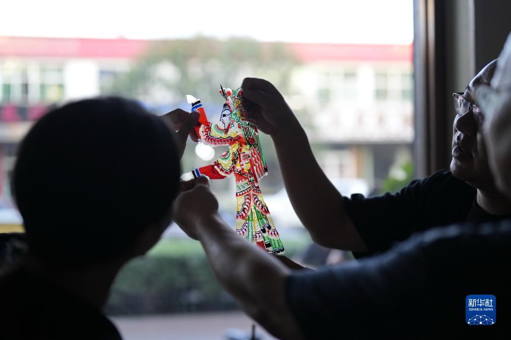 下载棋牌送12元金币